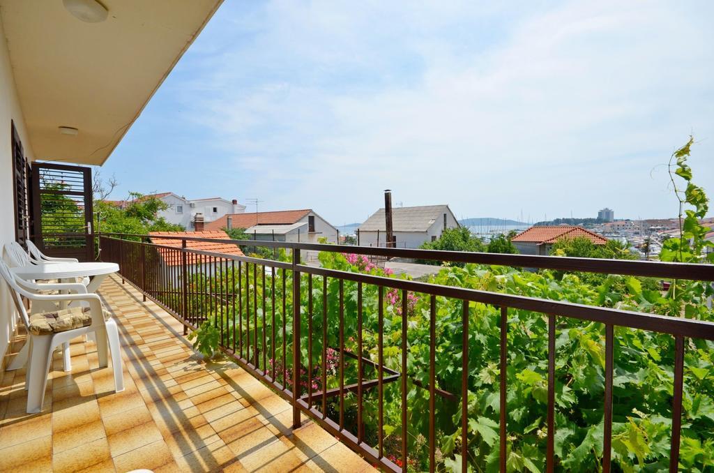 Apartments Marija Near Center Vodice Kültér fotó