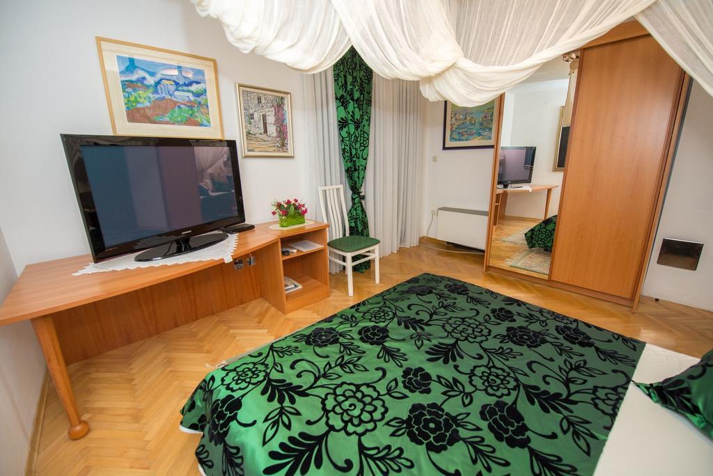 Apartments Marija Near Center Vodice Kültér fotó
