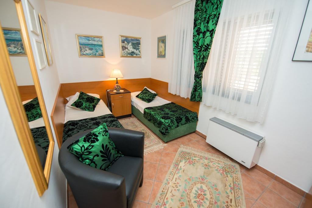 Apartments Marija Near Center Vodice Kültér fotó